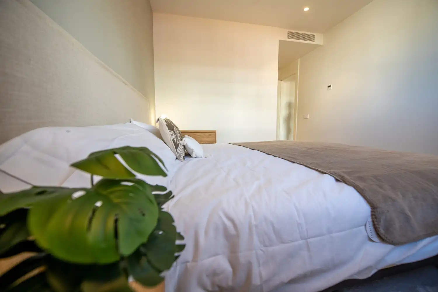 Schlafzimmer von Wohnung zum Verkauf in Fuengirola mit Klimaanlage, Heizung und Terrasse
