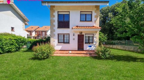 CHALET INDIVIDUAL EN ARNUERO
