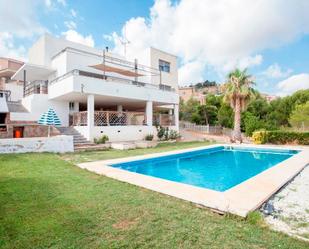 Piscina de Casa o xalet de lloguer en Chiva amb Aire condicionat, Terrassa i Piscina