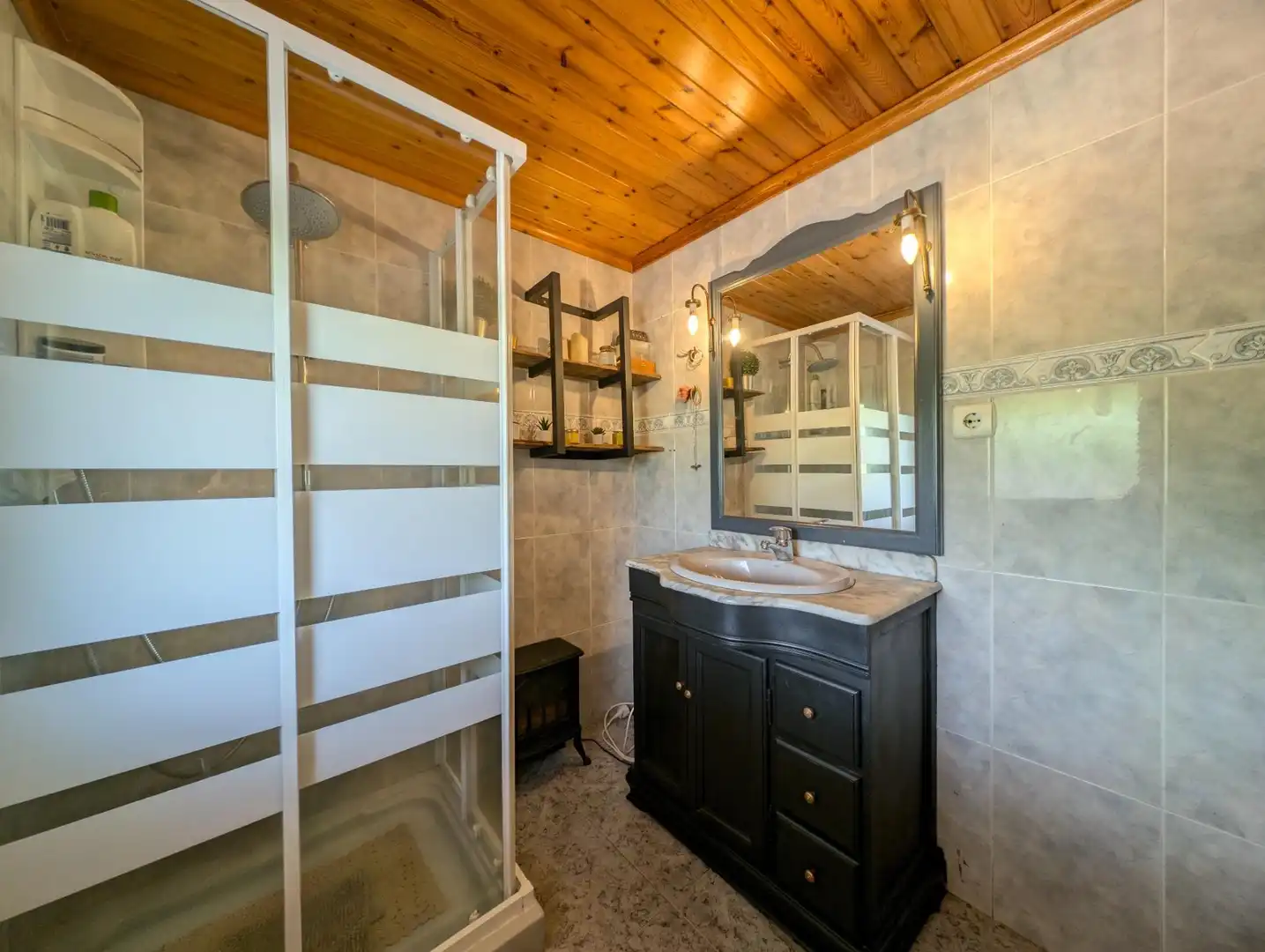 Baño de Casa o chalet en venta en Laviana con Calefacción y Terraza