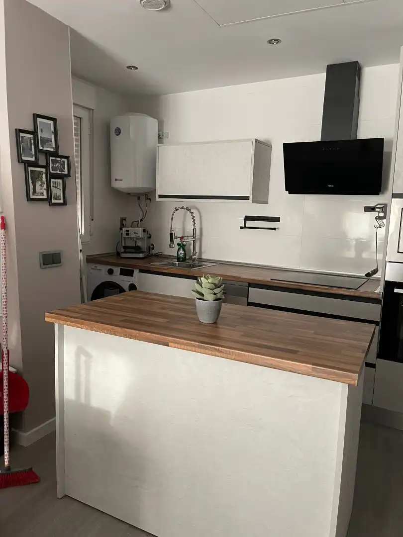 Cocina de Apartamento de alquiler en Linares con Aire acondicionado, Calefacción y Amueblado