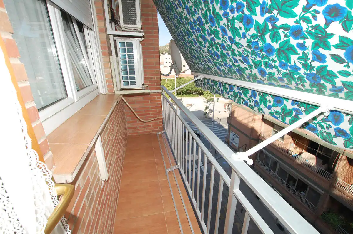 Terrassa de Pis en venda en Granada amb Traster i Balcó
