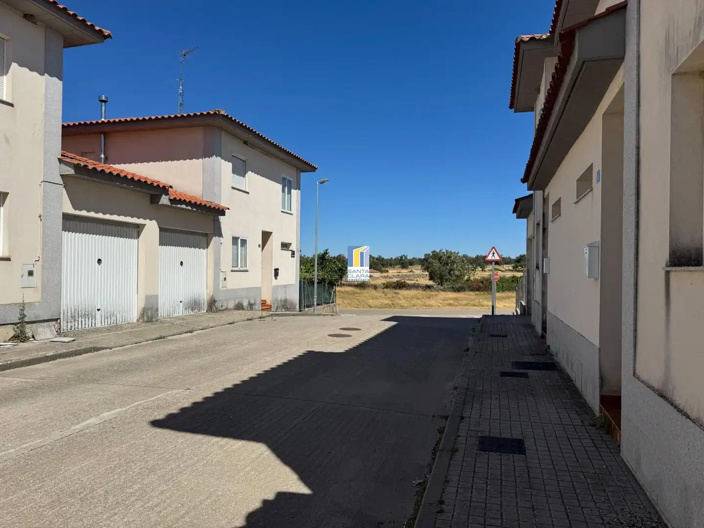 Aparcament de Casa adosada en venda en Bermillo de Sayago amb Calefacció