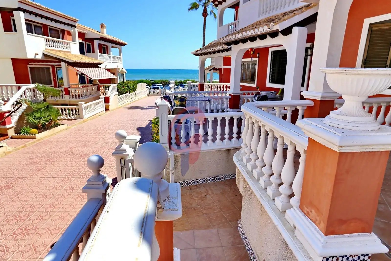 Vista exterior de Casa adosada en venta en Guardamar del Segura con Aire acondicionado, Calefacción y Terraza