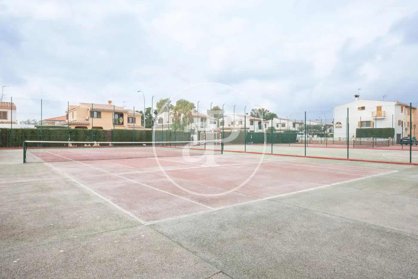 Vista exterior de Casa adosada en venta en Benicasim / Benicàssim con Aire acondicionado, Calefacción y Jardín privado