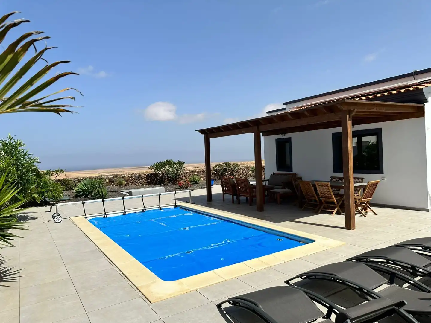 Swimming pool of Houses for sale in La Oliva  with Air Conditioner, Private garden and Terrace