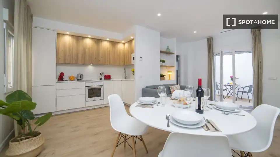 Kitchen of Flat for rent in Valencia  with Air Conditioner, Heating and Furnished