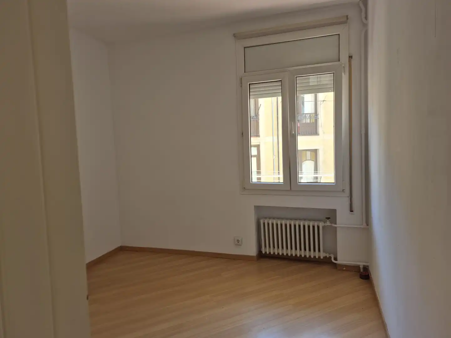 Habitación de Piso en venta en Barcelona con Calefacción