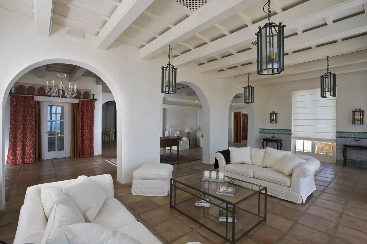Sala de estar de Edificio en venta en Fuengirola con Alarma