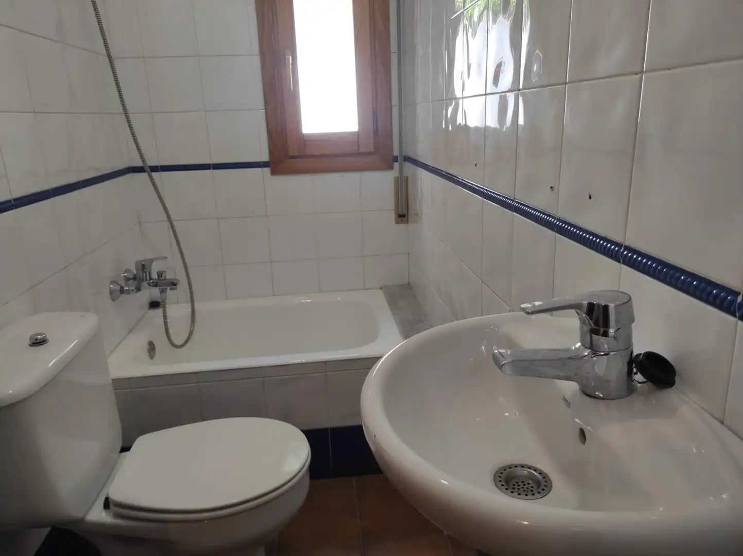 Badezimmer von Haus oder Chalet zur Miete in Esplugues de Llobregat mit Klimaanlage, Heizung und Terrasse