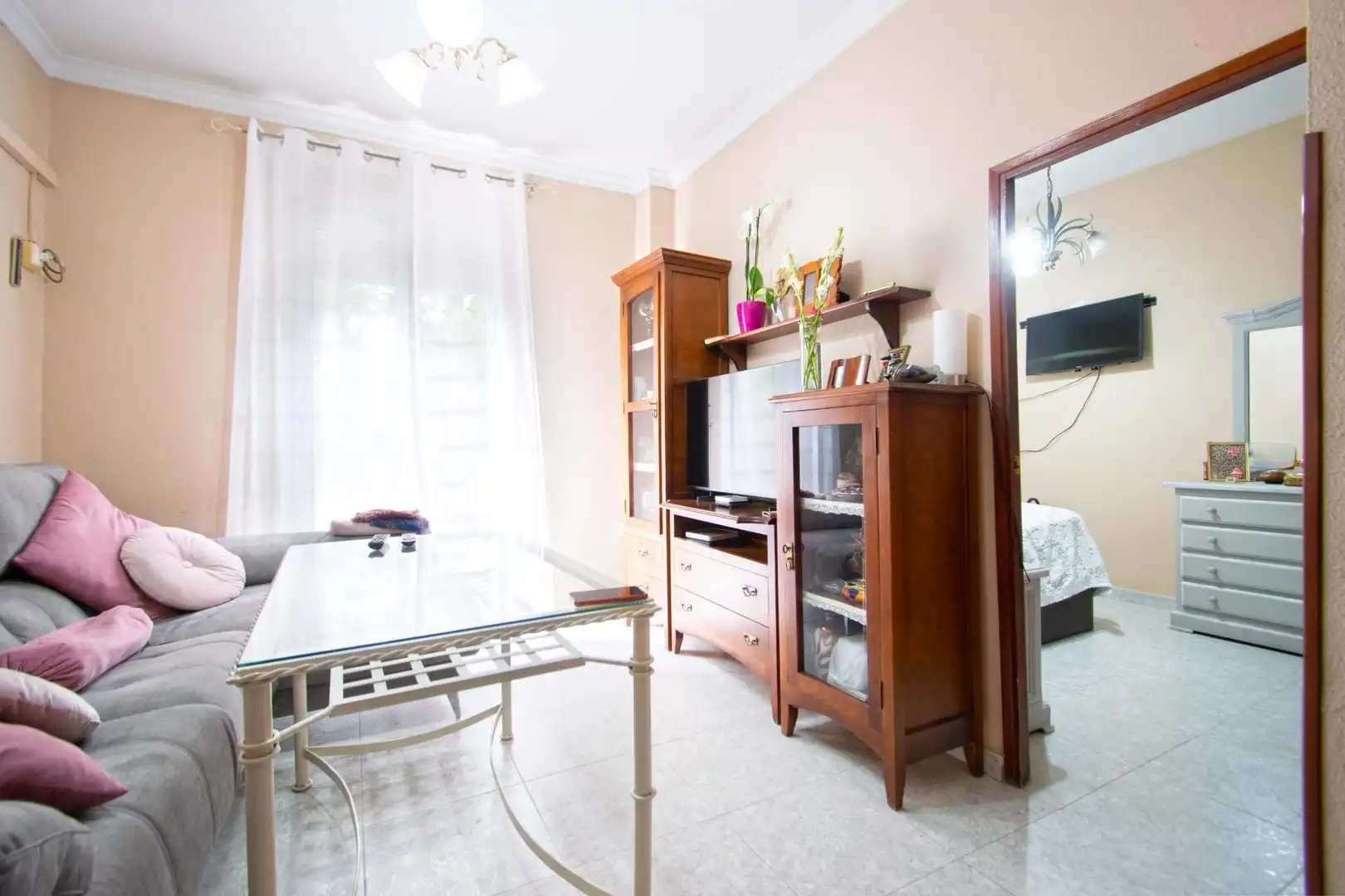 Living room of Houses for sale in Sevilla  with Air Conditioner, Terrace and Storage room
