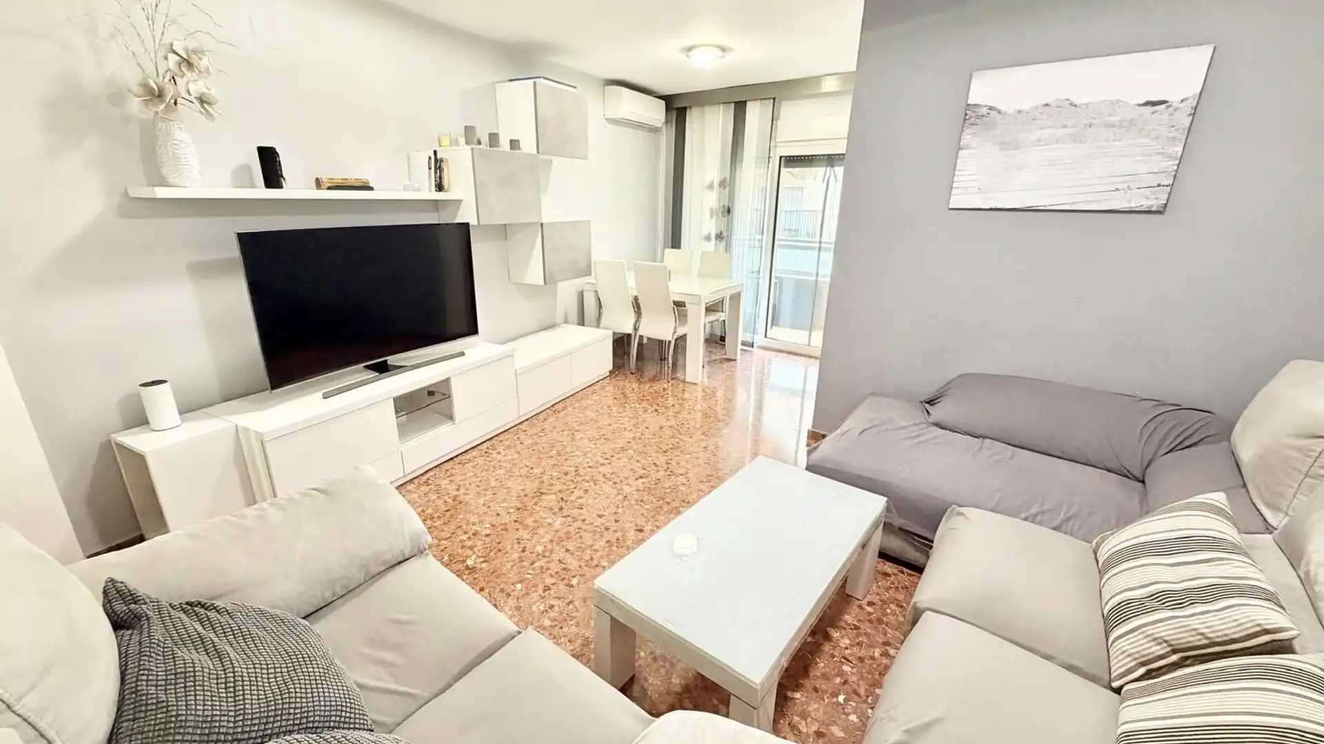 Sala d'estar de Pis en venda en Quart de Poblet amb Aire condicionat i Balcó