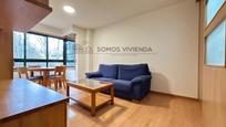 Sala d'estar de Apartament en venda en Ourense Capital  amb Calefacció i Moblat