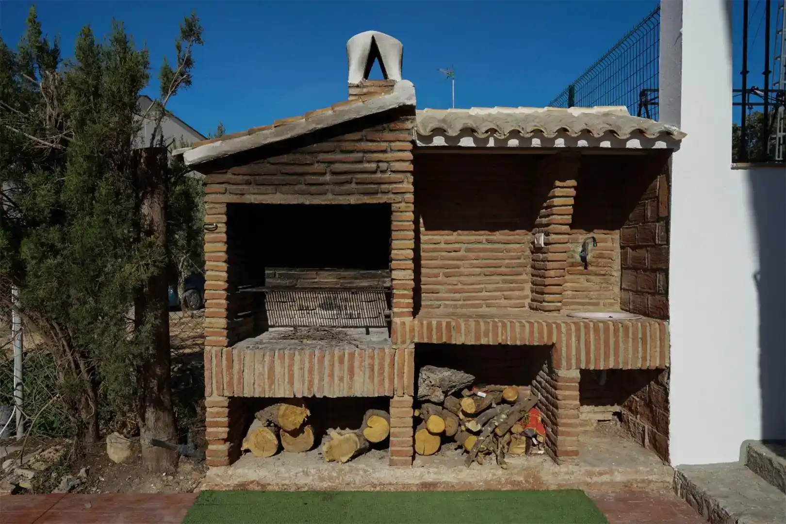Vista exterior de Casa o chalet de alquiler en Almedinilla con Aire acondicionado, Jardín privado y Piscina