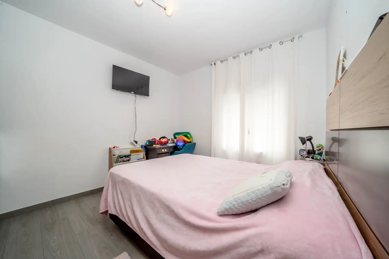 Dormitori de Casa adosada en venda en Pilar de la Horadada amb Aire condicionat, Jardí privat i Traster