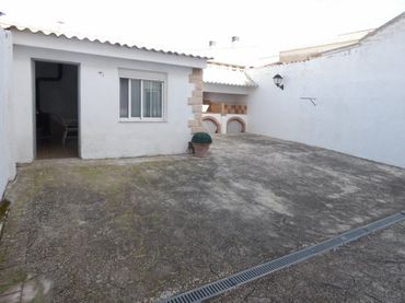 Casa a schiera con balcone in vendita a Camporrobles