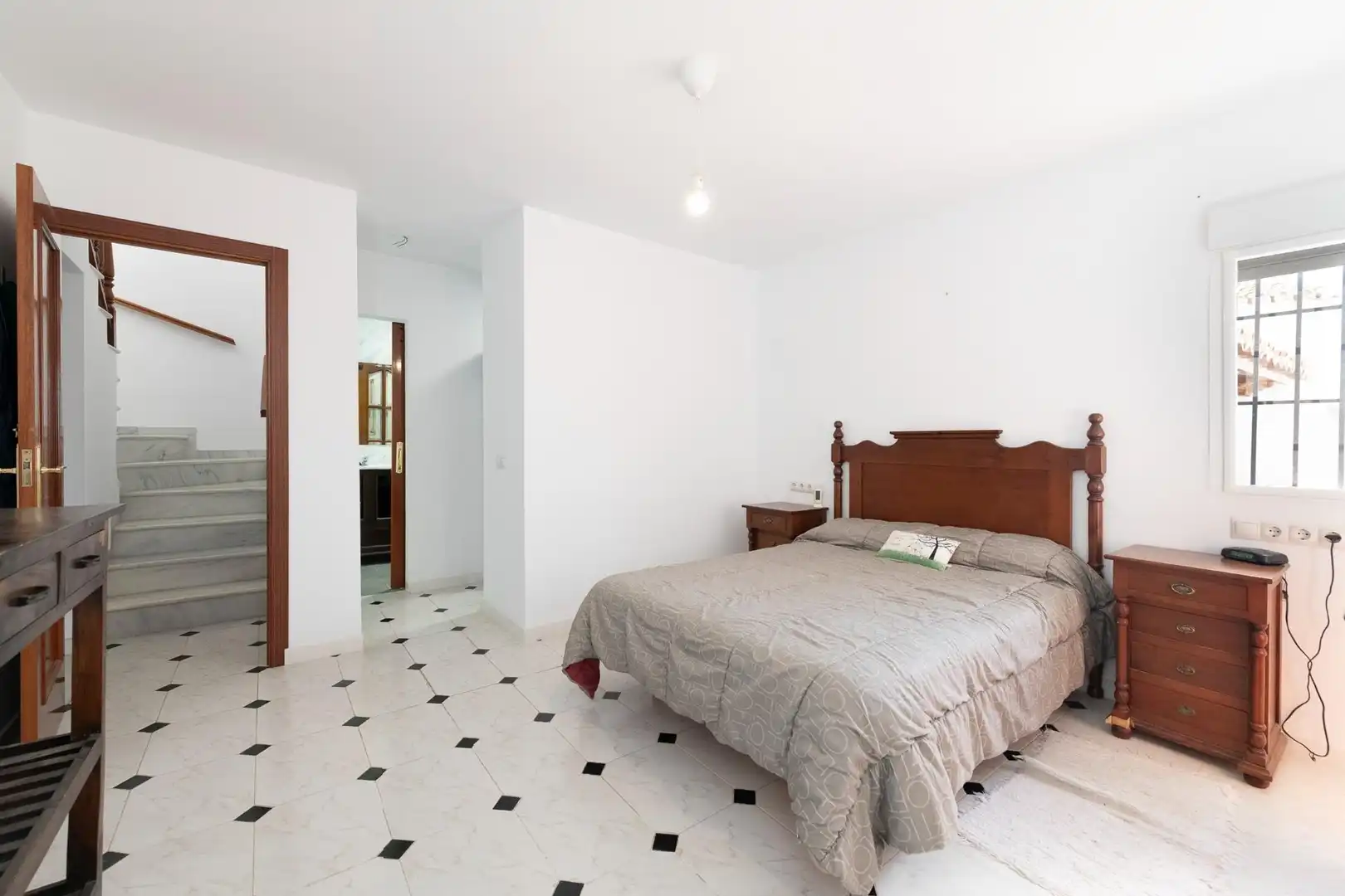 Habitación de Casa adosada en venta en Rincón de la Victoria con Terraza y Piscina comunitaria