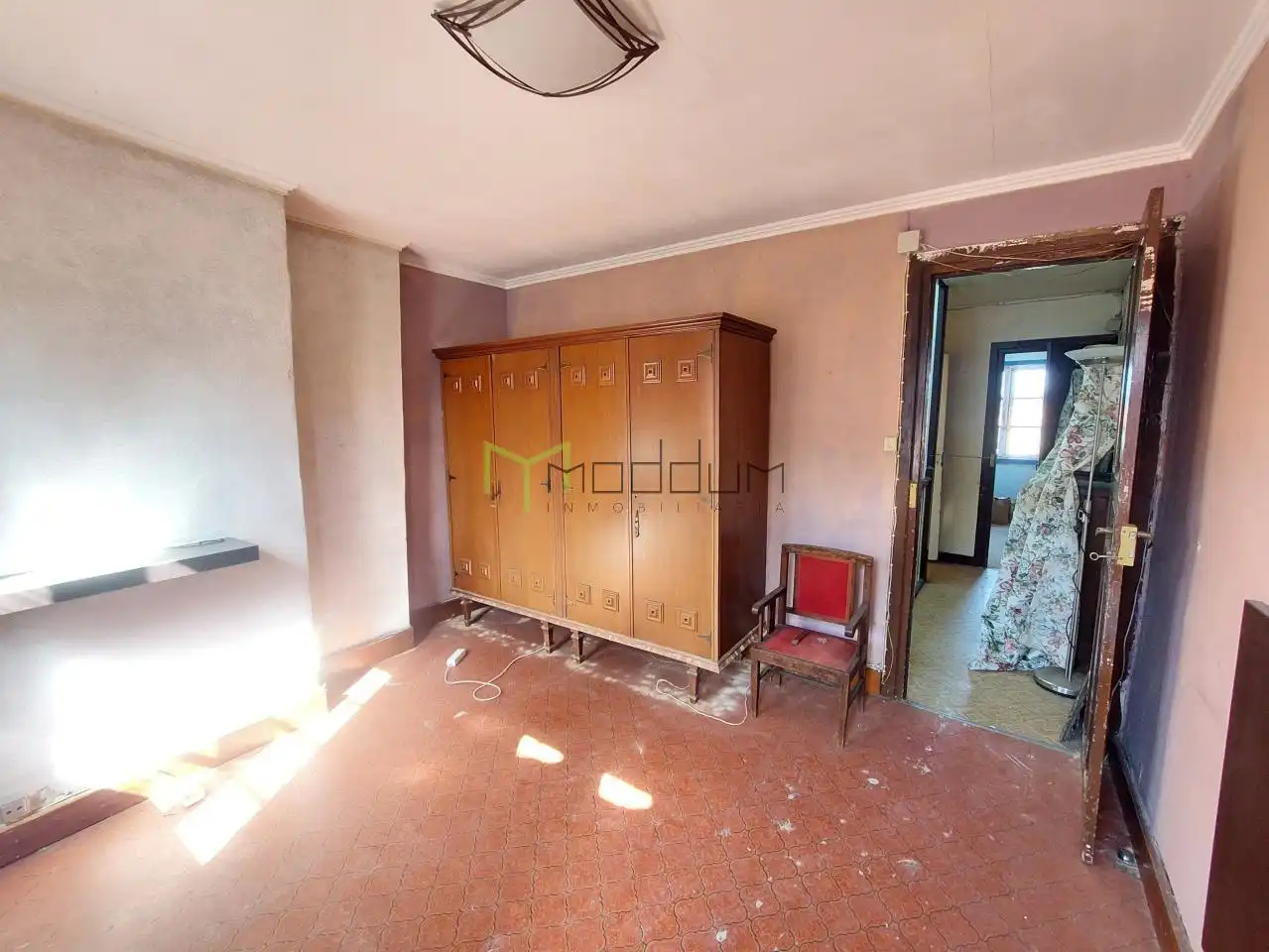 Dormitori de Casa o xalet en venda en Santiago de Compostela  amb Calefacció i Jardí privat