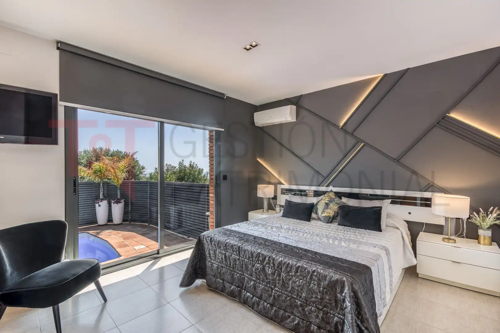 Habitación de Casa o chalet en venta en Vilanova i la Geltrú con Aire acondicionado, Calefacción y Terraza