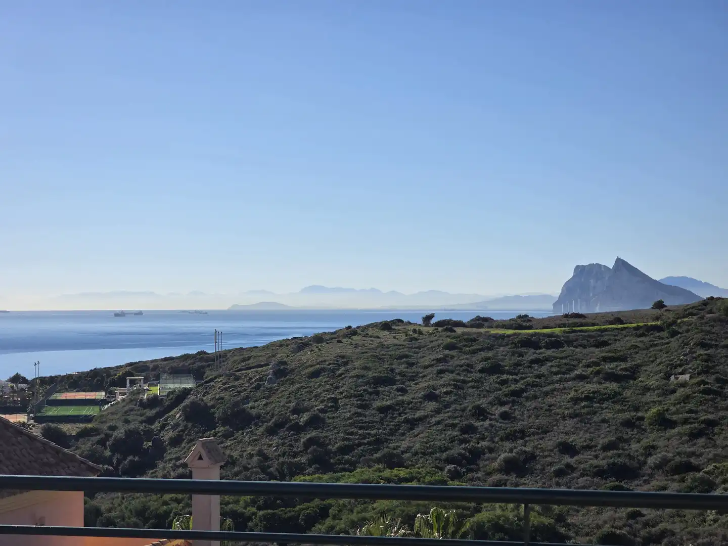Vista exterior de Apartamento en venta en La Alcaidesa con Aire acondicionado, Terraza y Piscina