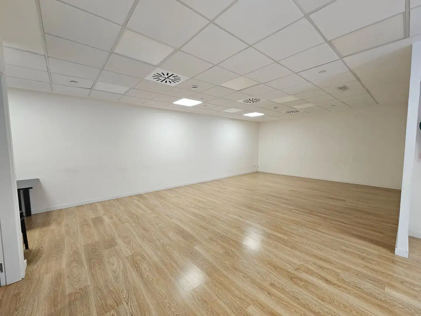 Flat for sale in Barcelona  with Air Conditioner, Heating and Terrace