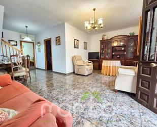 Sala d'estar de Casa o xalet en venda en Vélez-Málaga amb Aire condicionat i Terrassa