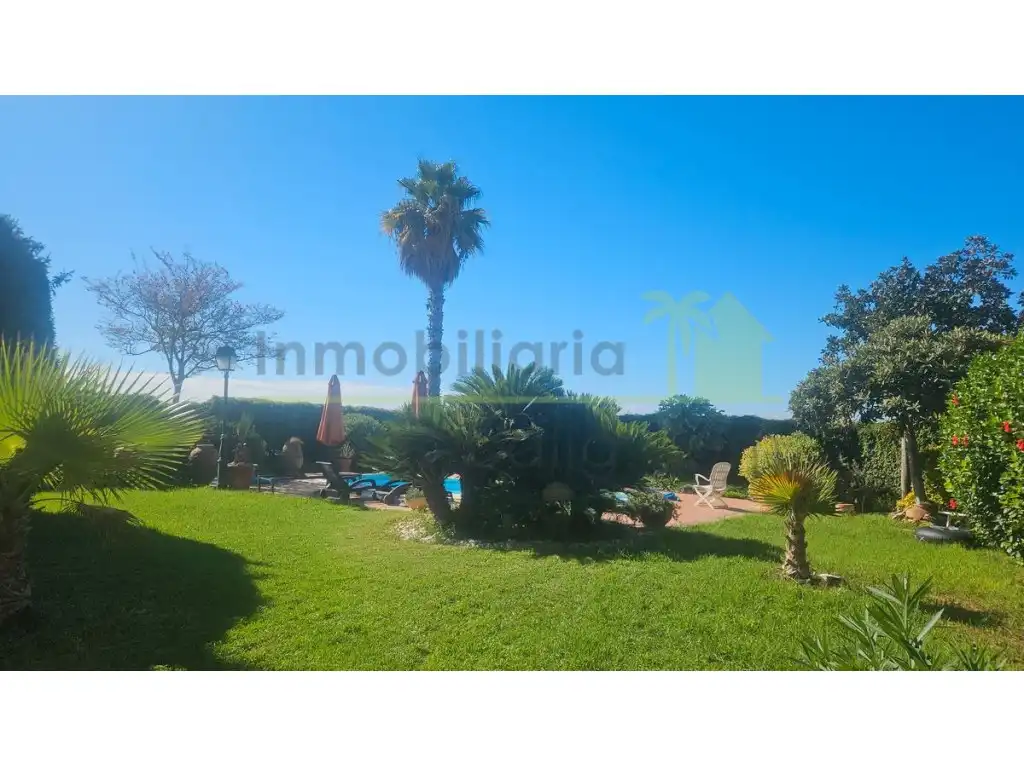 Jardí de Casa o xalet en venda en Vinaròs amb Calefacció, Jardí privat i Terrassa