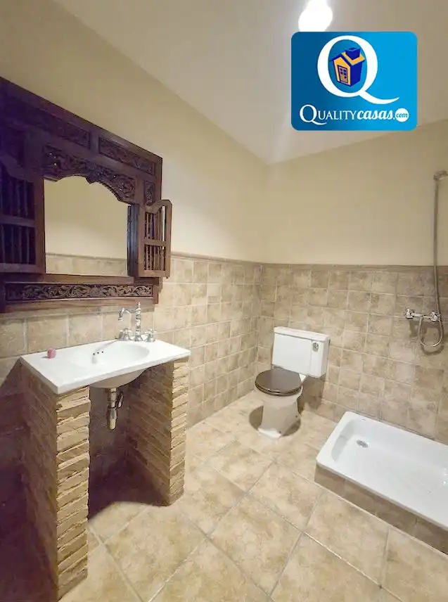Bathroom of Houses for sale in La Foia - Daimés - Asprella