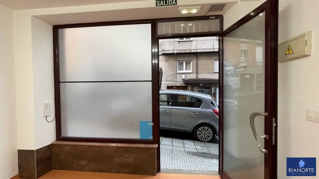 Business premises to rent in Calle Altamira Baja, imagen 9