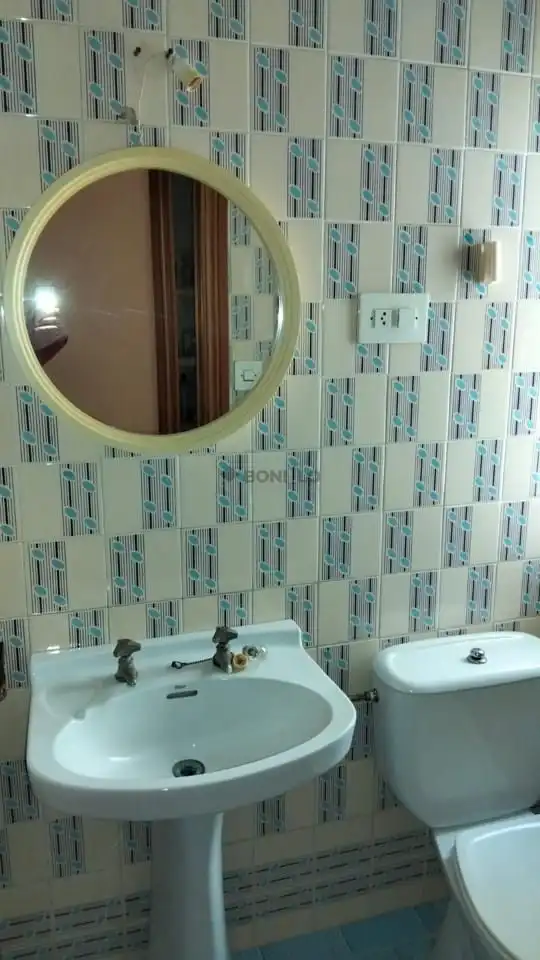 Baño de Piso en venta en Teruel con Calefacción, Parquet y Amueblado
