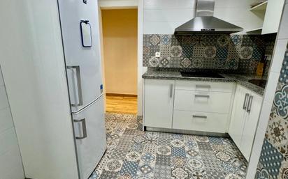 Kitchen of Flat to rent in  Granada Capital  with Air Conditioner