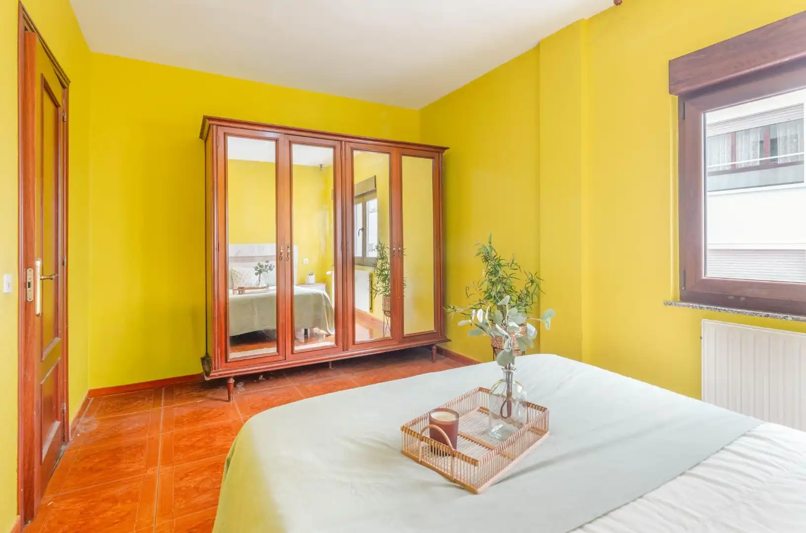 Habitación de Piso en venta en Oviedo  con Calefacción y Trastero