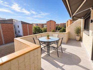 Ático con balcón en venta en Martorell