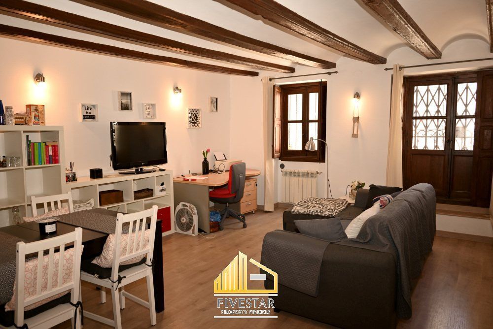 Sala d'estar de Apartament en venda en  Valencia Capital amb Aire condicionat, Calefacció i Moblat