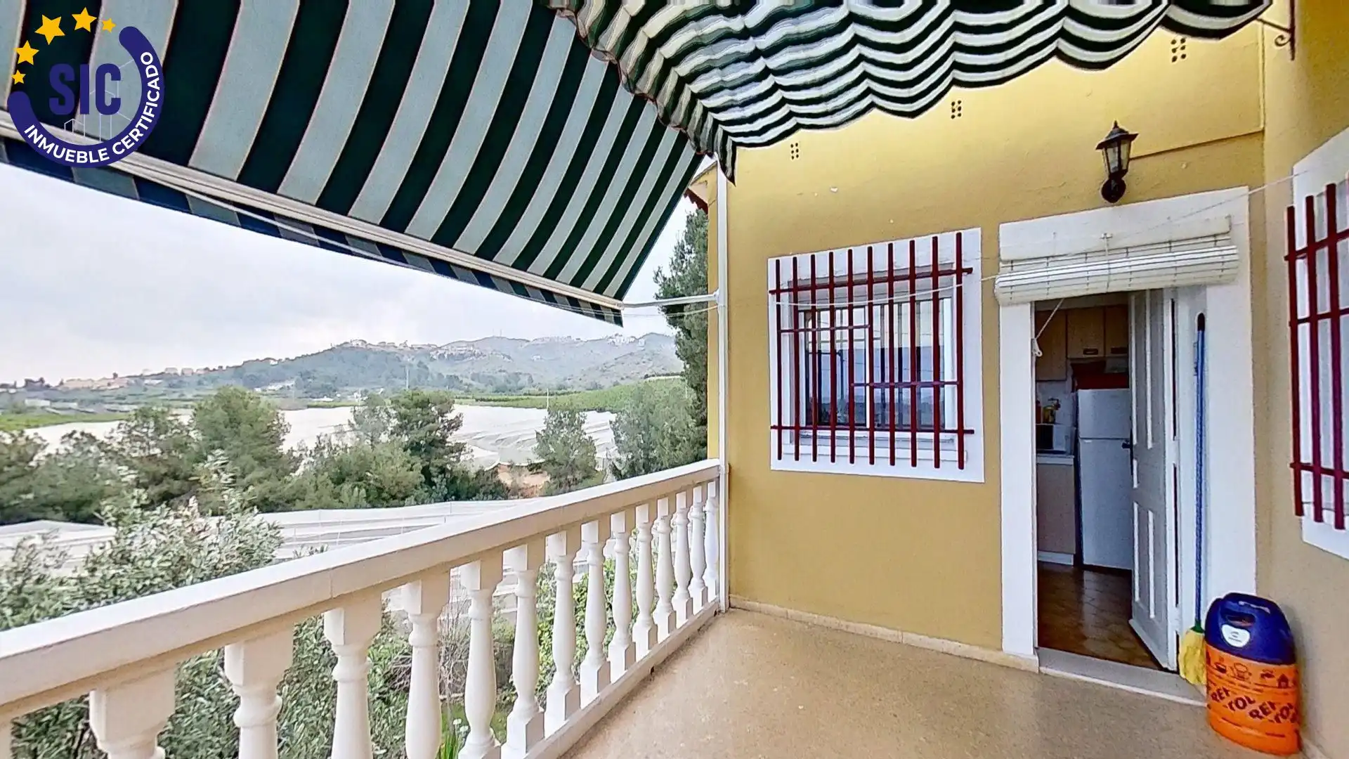 Terrassa de Casa o xalet en venda en Chiva amb Jardí privat, Terrassa i Traster