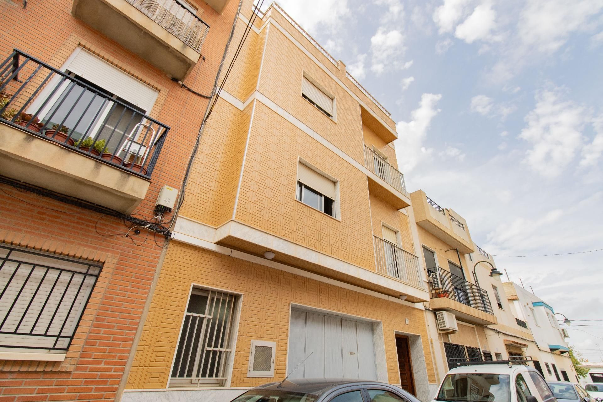 Vista exterior de Finca rústica en venda en Massamagrell amb Terrassa i Balcó