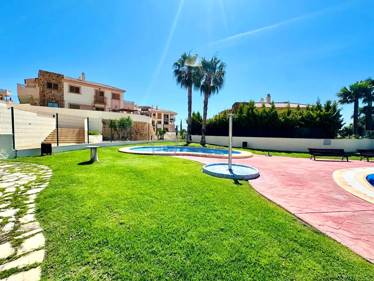 Vista exterior de Planta baixa de lloguer en Golf Bahía