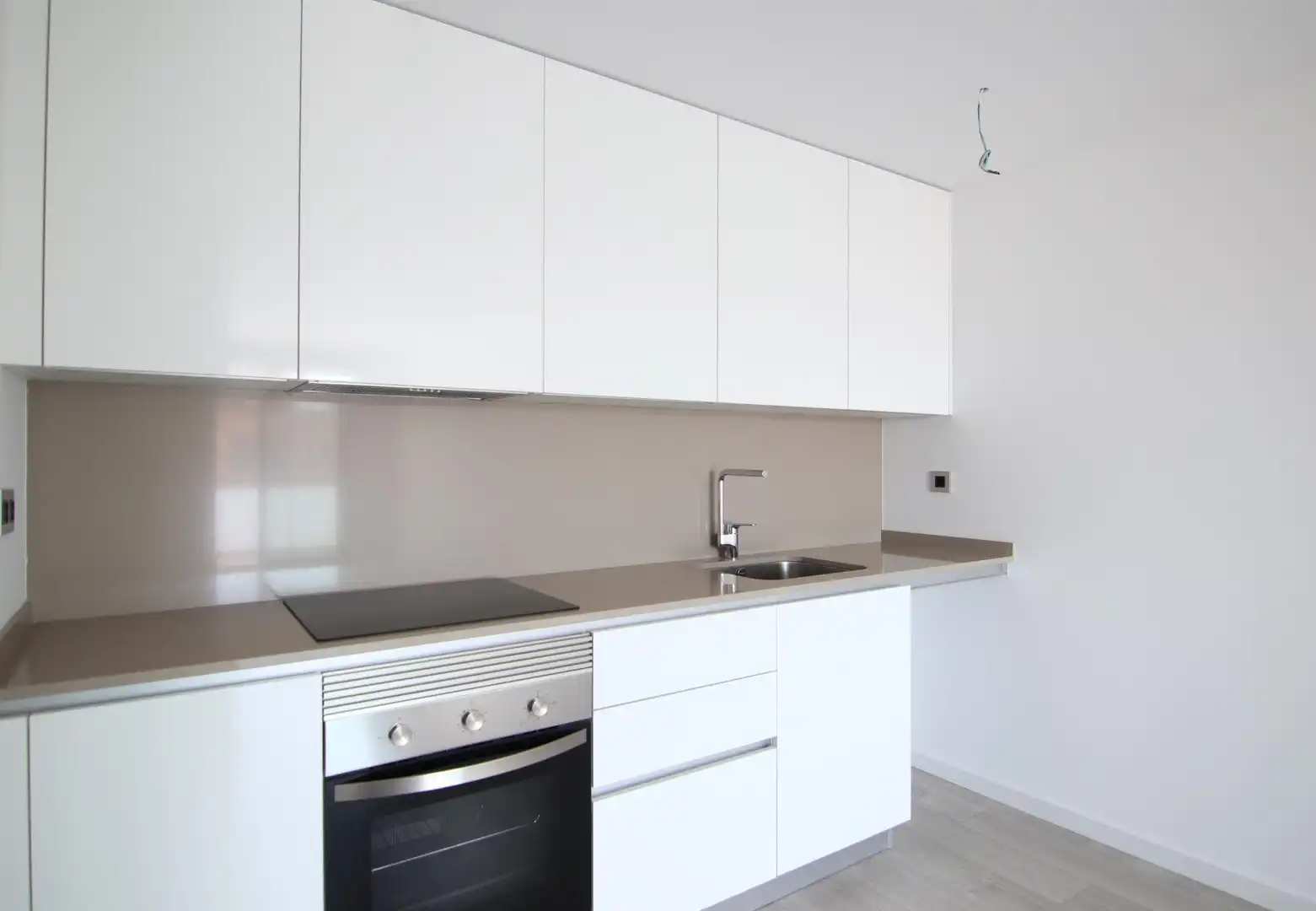 Küche von Wohnung zur Miete in Sabadell mit Klimaanlage, Heizung und Parkett