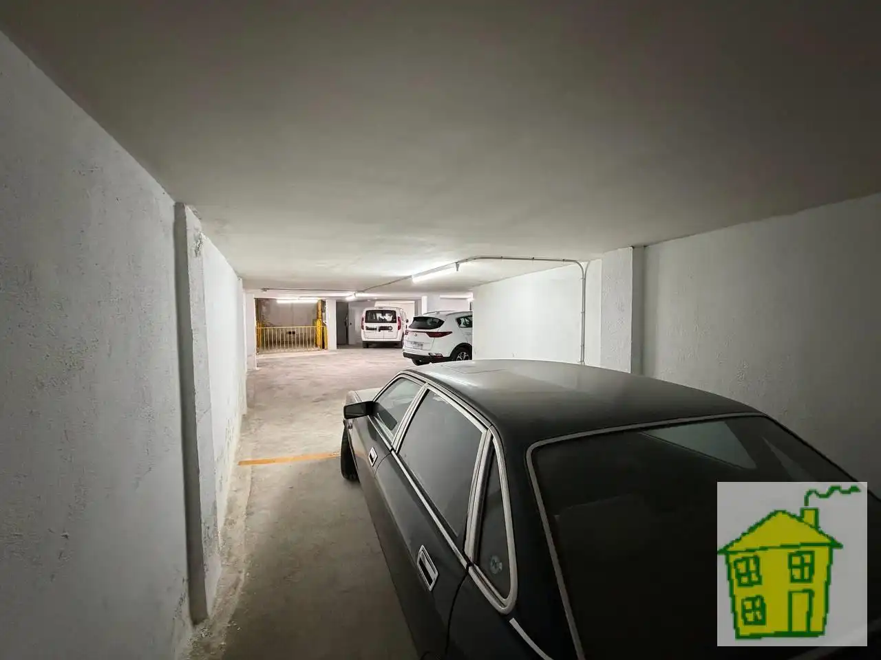 Aparcament amb ascensor en venda a Calle Veintidós de Julio, imagen 3