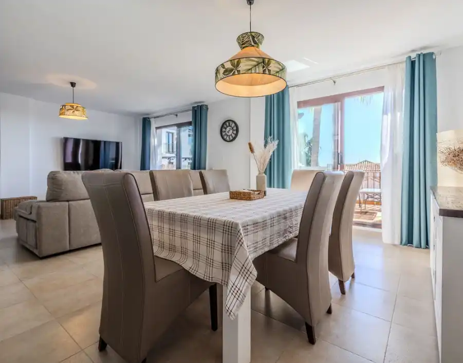 Piso con piscina en venta en Río Real - Los Monteros, imagen 5