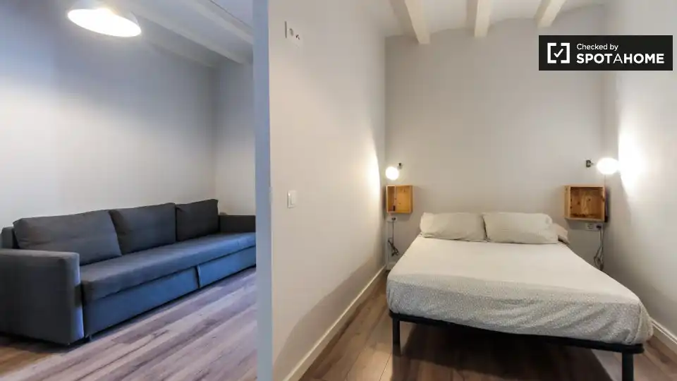 Flat with terrace to rent in Eixample, imagen 6