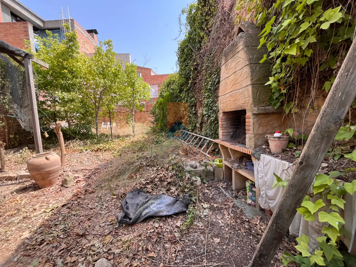 Jardín de Casa o chalet en venta en Cervià de Les Garrigues con Calefacción, Jardín privado y Amueblado