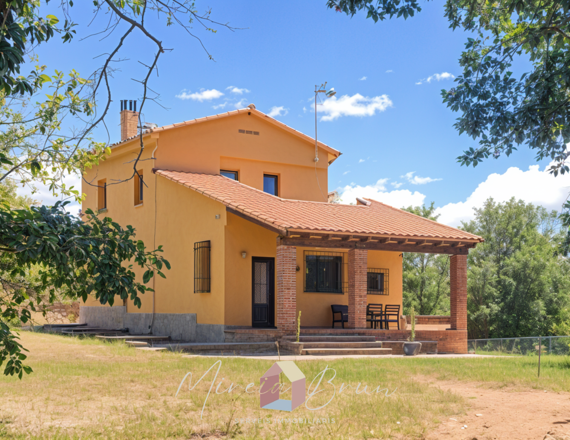 Vista exterior de Casa o xalet en venda en Muntanyola amb Calefacció i Jardí privat
