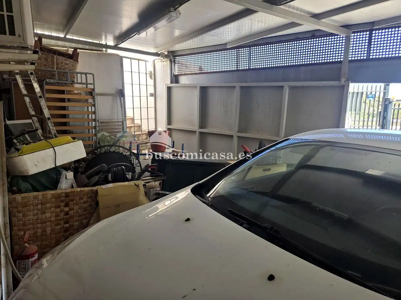 Aparcament de Casa adosada en venda en Jaén amb Aire condicionat, Calefacció i Terrassa