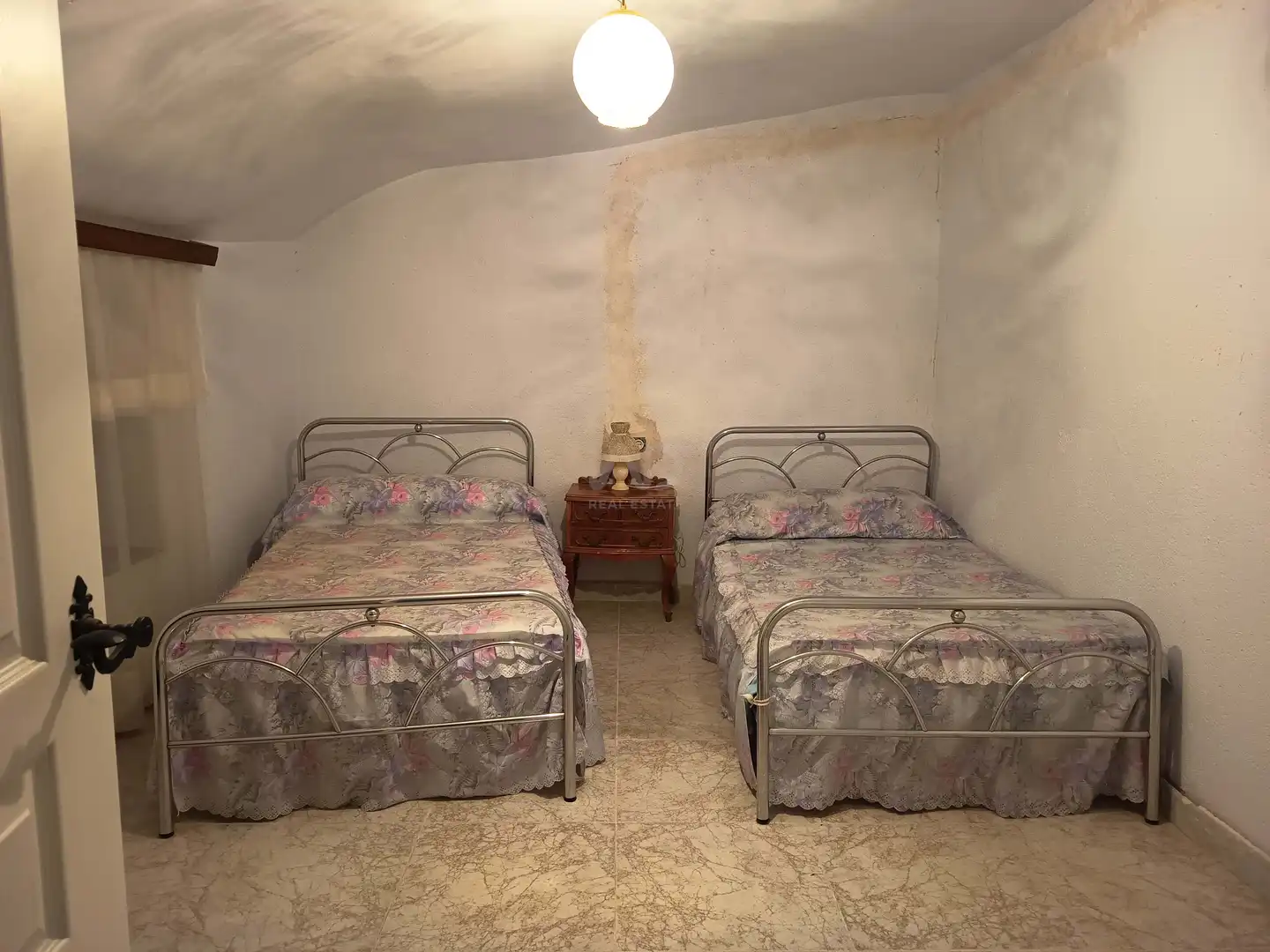 Habitación de Casa adosada en venta en Alamedilla