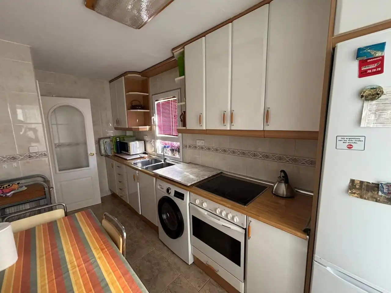 Kitchen of Flat for sale in Zaragoza  with Air Conditioner, Heating and Terrace