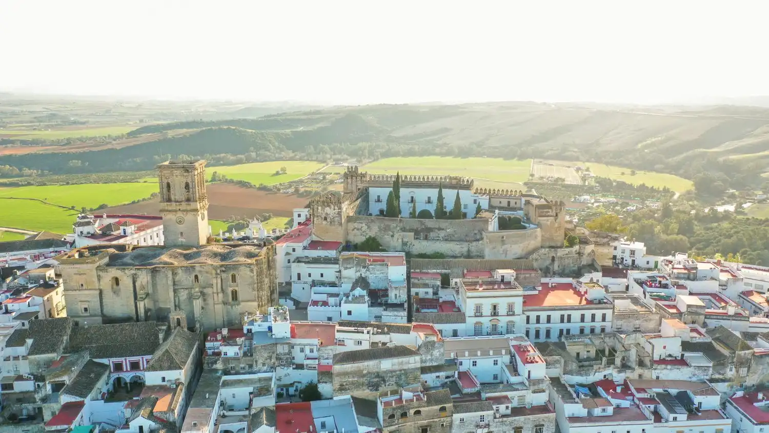 Vista exterior de Casa o chalet en venta en Arcos de la Frontera con Calefacción y Terraza