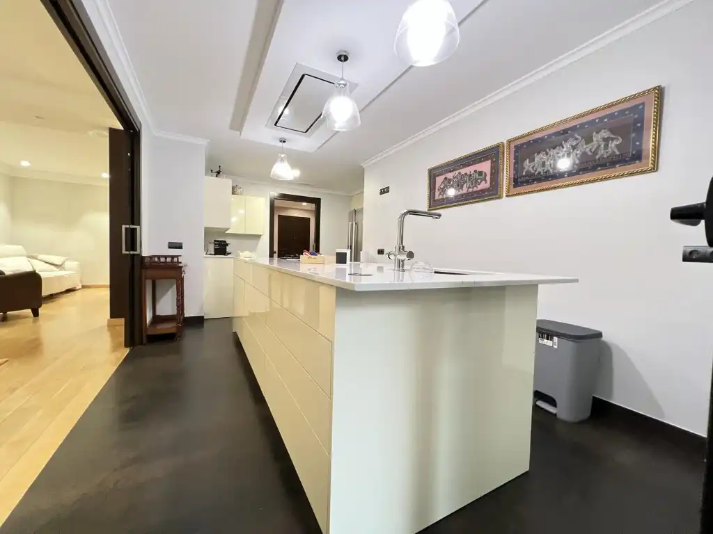 Piso con ascensor en venta en Casc Urbà, imagen 10