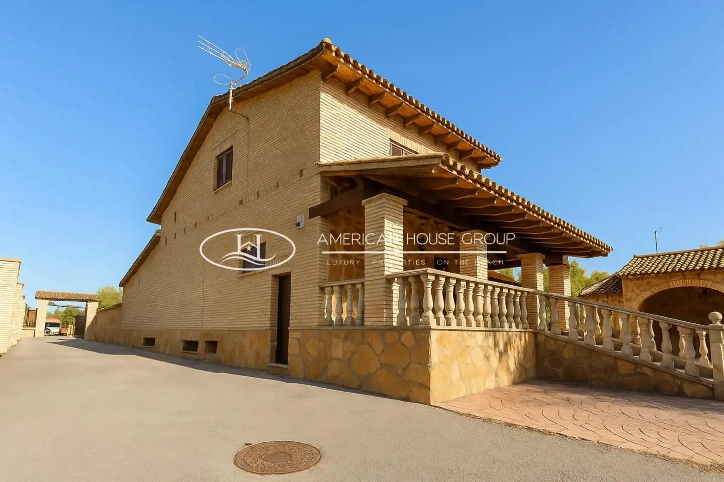 Exterior view of Houses for sale in Chiclana de la Frontera  with Private garden, Terrace and Storage room