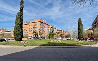 Exterior view of Flat for sale in Alcorcón  with Air Conditioner, Heating and Parquet flooring